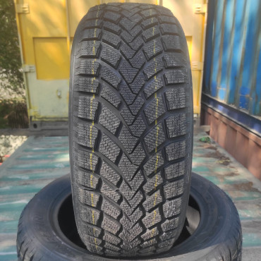 225/55/17 Mazzini Snow Leopard (101H)